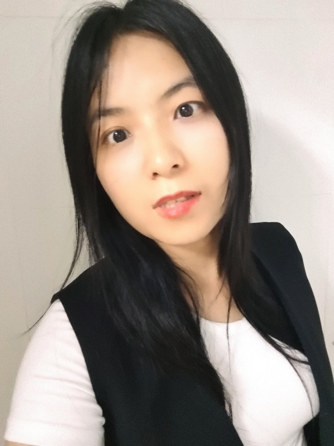 香奈儿说别活成别人的复制品，鹅蛋脸从轮廓开始就赢在原创起跑线•我这张鹅蛋脸，按香
