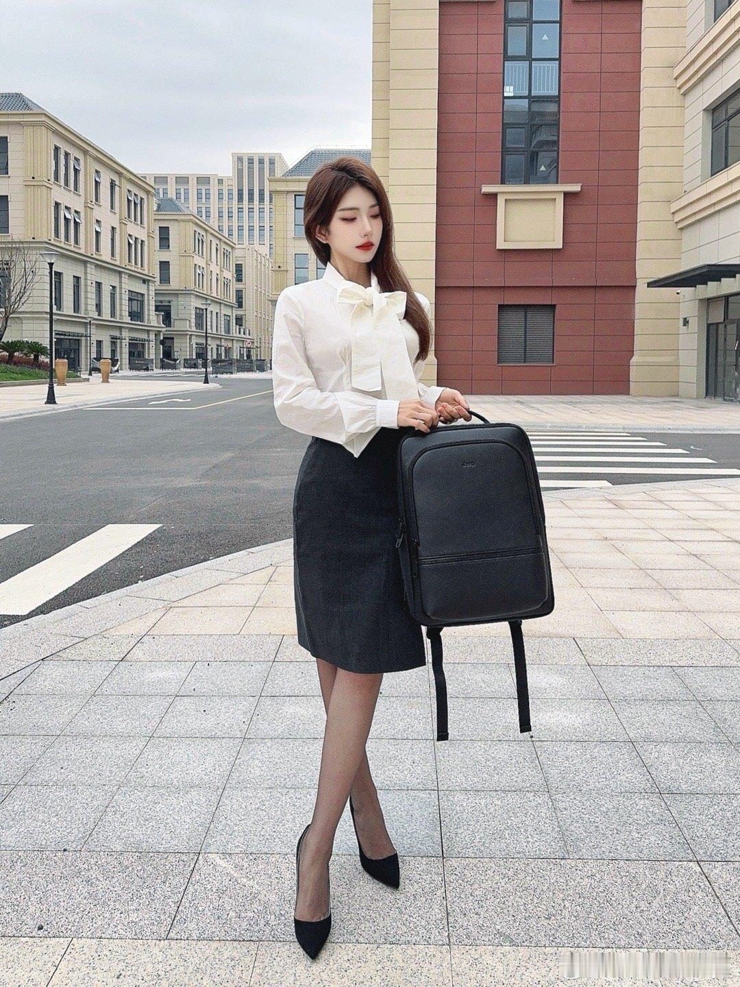 职场精英[酷] ​​​