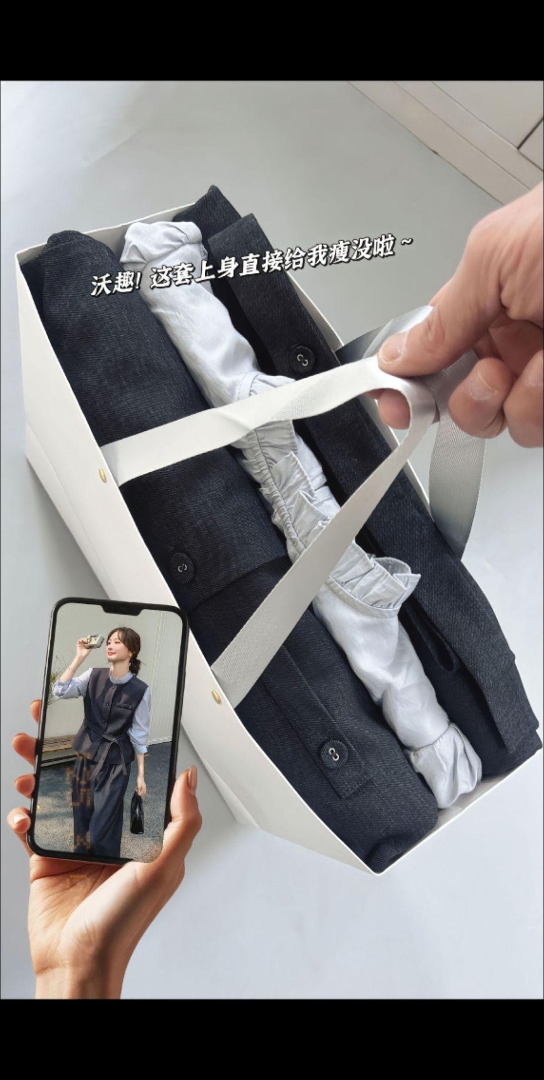 一份来自春日的OOTD｜韩系慵懒风的快乐。好像懂韩女的氛围了。马甲+衬...