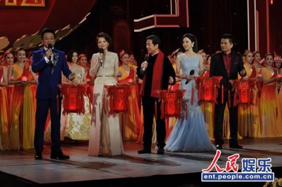 又是一年马年，再也不是熟悉的主持人了