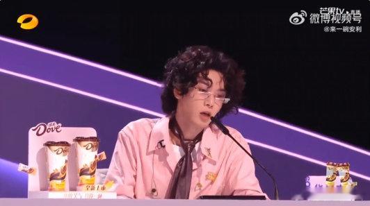 华晨宇掰开了揉碎了的教 华晨宇掰开揉碎了教选手唱歌，真的太负责任了！一个字一个字