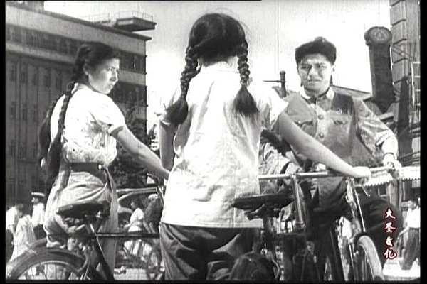 李雨农（1924至2016），男，1924年1月出生于辽宁省八面城，毕业于国立社