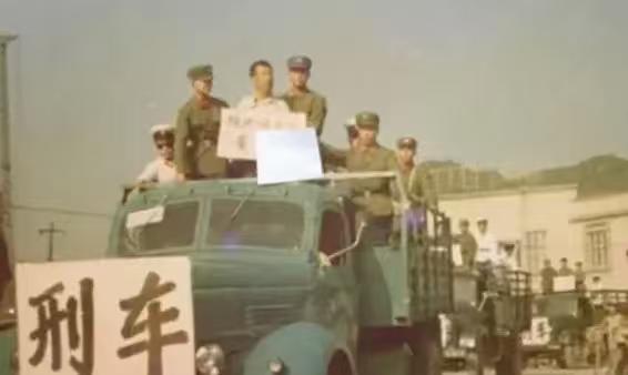 1983年6月那个晚上，呼伦贝尔一家农场里死了好几十口子，连小孩和老人都没放过。