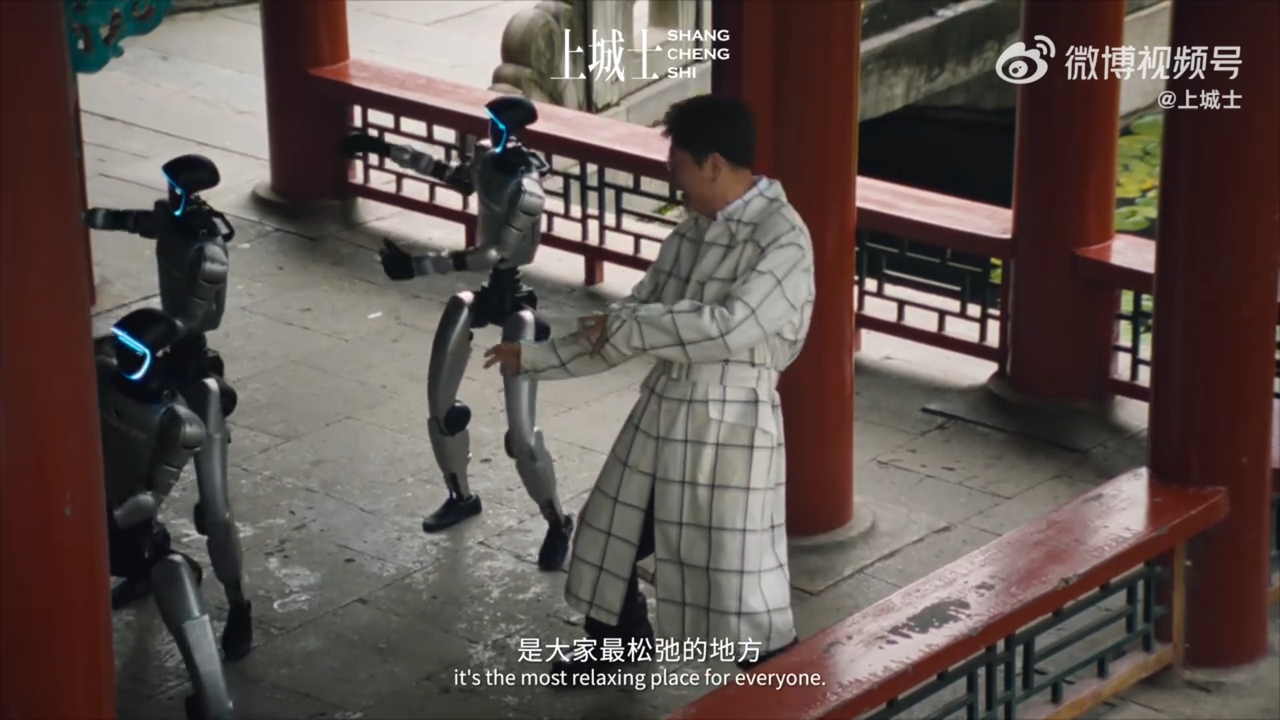 做数码测评这些年，测过不下十款智能眼镜。最烦的就是戴出去被人一眼看穿“你这是智能