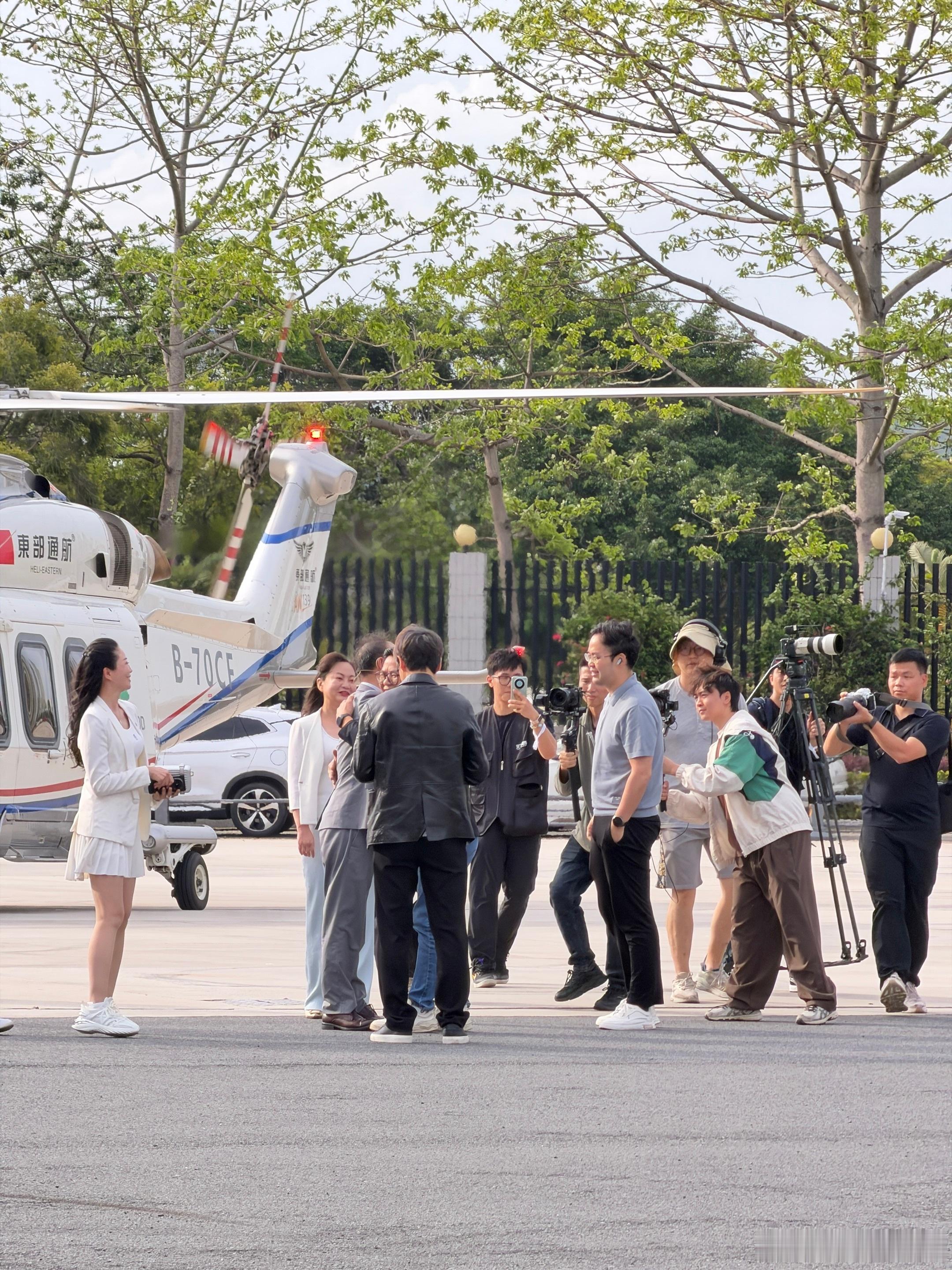 第二代腾势D9搭载闪充今晚上市一直以来，腾势D9在高端MPV市场都非常受欢迎，为