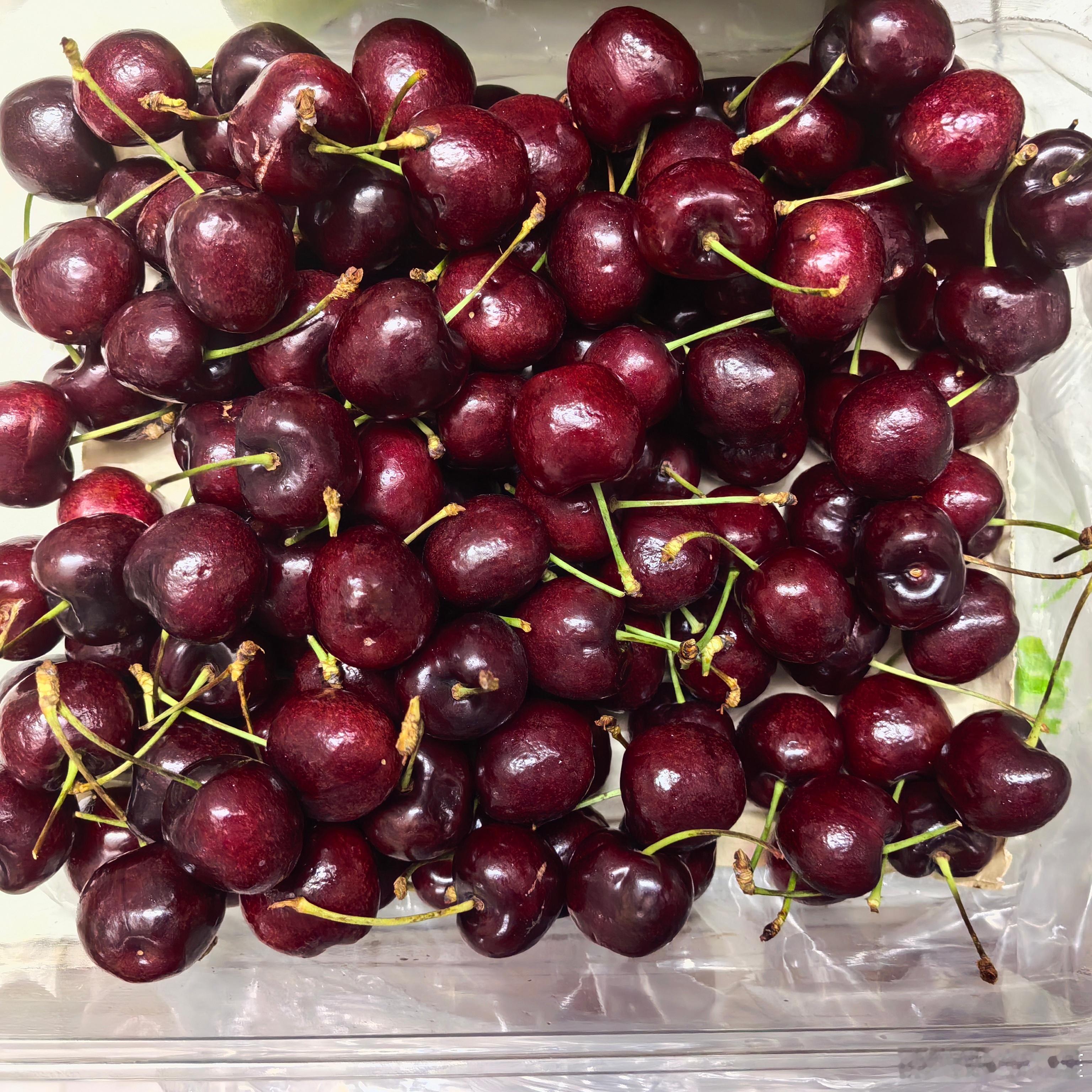 买的车厘子分了一半还有这么多生活手记