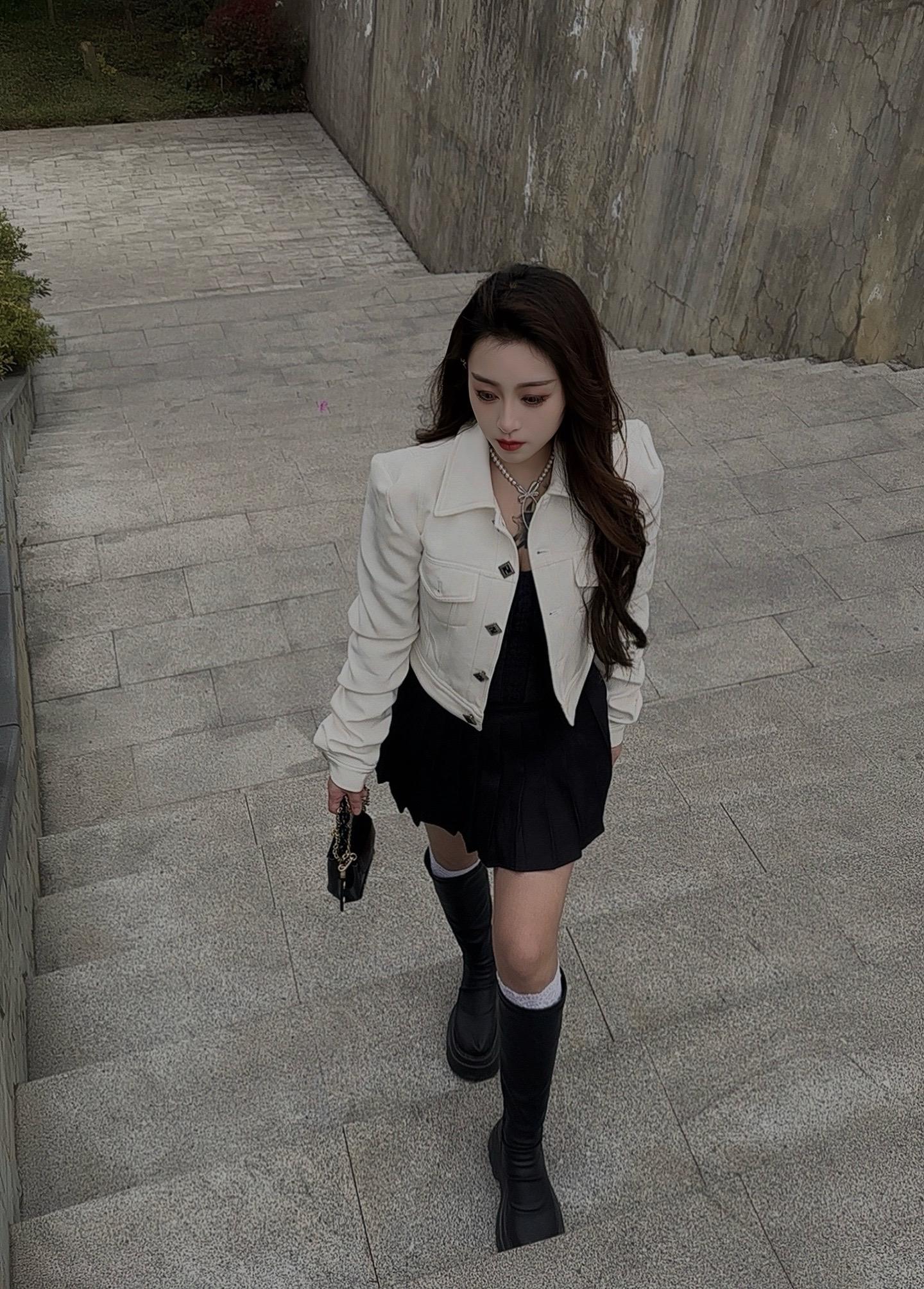 盼我多金 也盼我开心😇😇