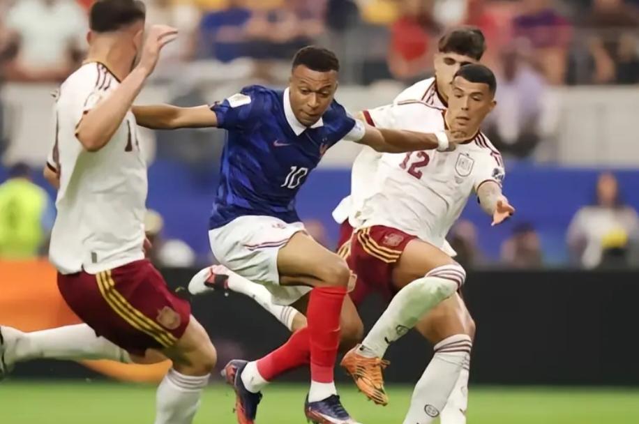 身价5亿为何哑火！西班牙2-0暴击法国，秘诀就三个字：打明牌！

赛前谁看好西班