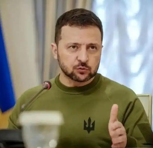 我发现一个规律，每当乌军被打的节节败退的时候，泽连斯基就说软话，每当美欧援助时，