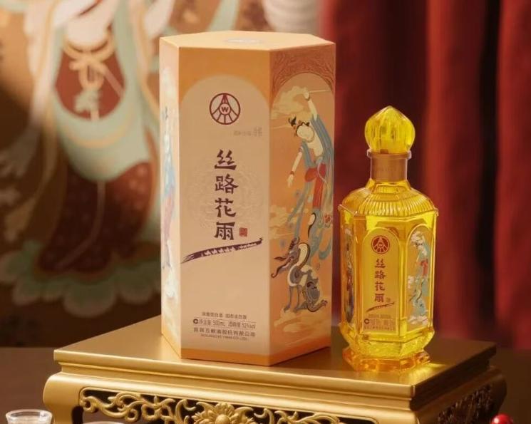 年底聚餐、送礼选酒真的快把我逼疯了贵的舍不得，便宜的怕掉面，贴牌酒更是踩坑无数！