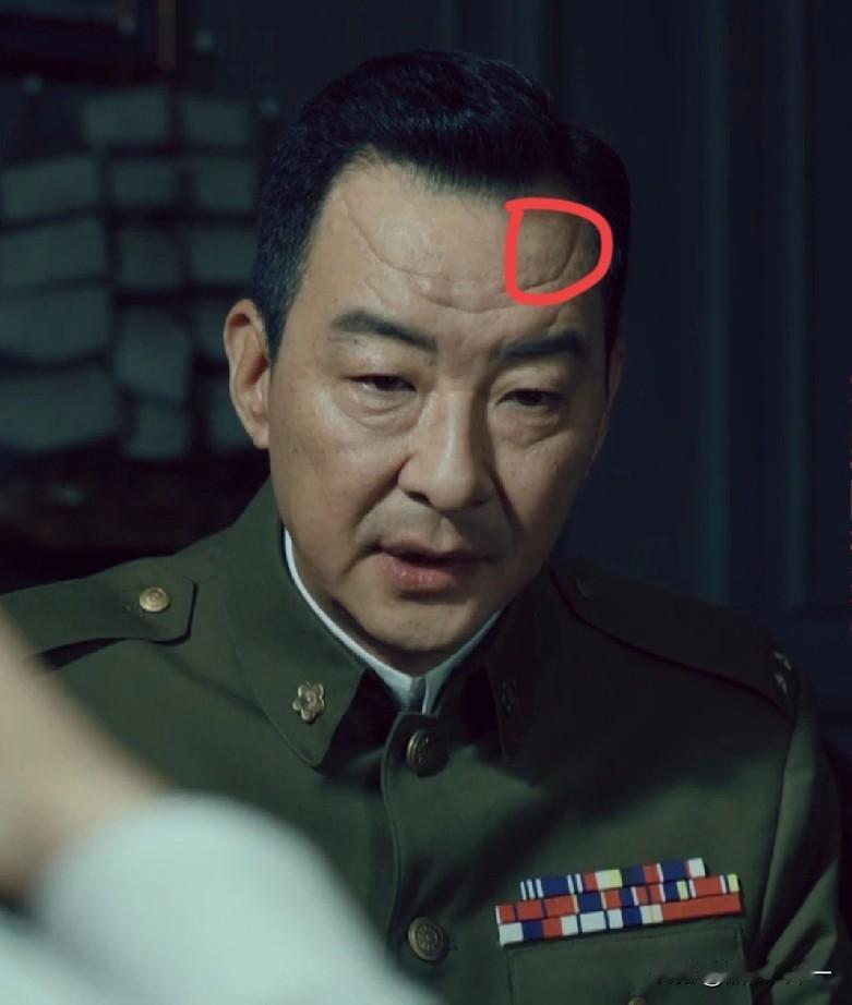 查了下演段厅长这演员，

不是说好奇他叫什么名字，

也不是他演的不够出彩，而是