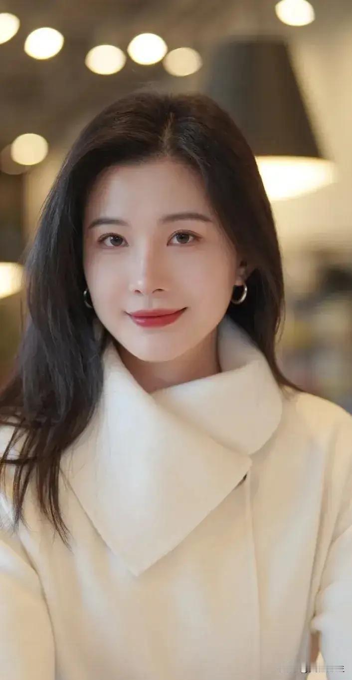 温柔冬日穿搭，暖心微笑，暖意满满