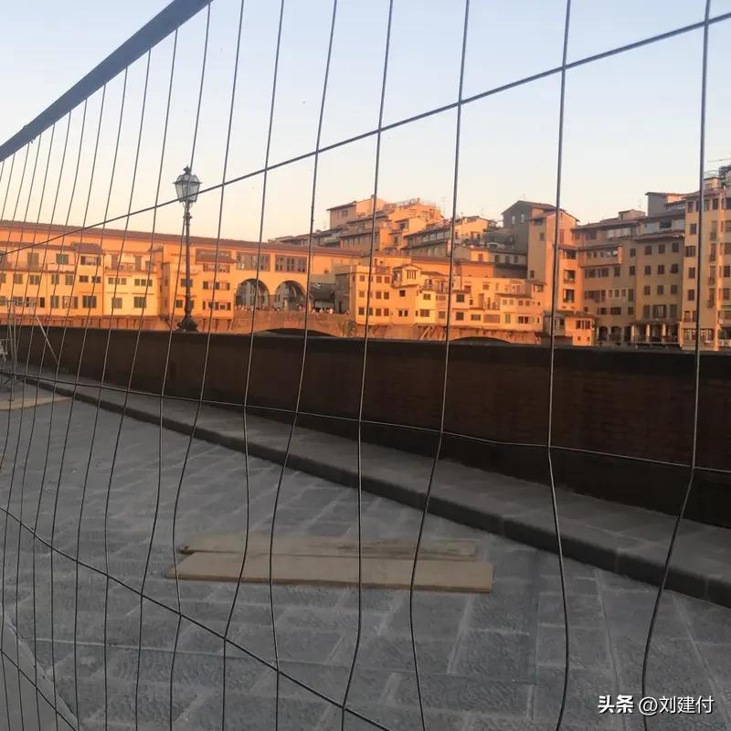 意大利门将身价第一却没踢过世界杯 意大利门将多纳鲁马身价居首，却从未踏上过世界杯