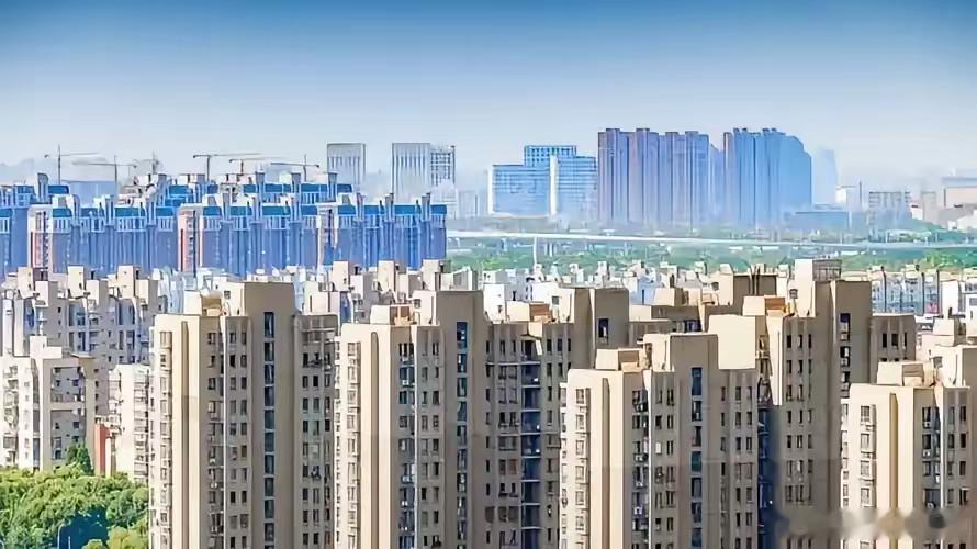 为啥银行房贷最多只能贷30年，不能搞40年、50年？难道是怕借款人不还钱？其实核