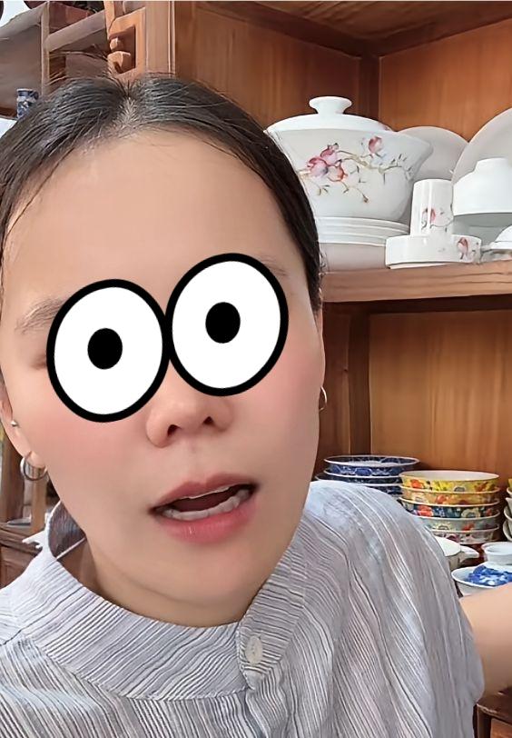 52万的会议都已开完，可30还在直播间宣称52万是虚假炒作，这着实让网友们大开眼