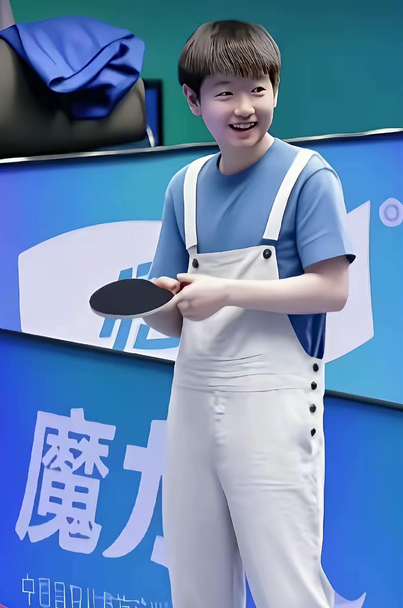 她是小太阳
散发着光芒
她是人参果
低调有涵养
呆萌如孩童
暖你没商量
不畏寒冬