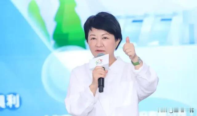 挺卢秀燕   国民党中央委员喊改选党魁

國民黨主席朱立倫將一年一度的全代會推遲