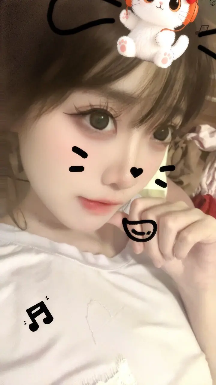 萌萌的。