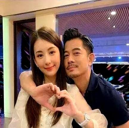 郭嘉文不是翻版方媛么？

乖巧听话顺从不贪钱。

但你说说，这年头光听话能当饭吃