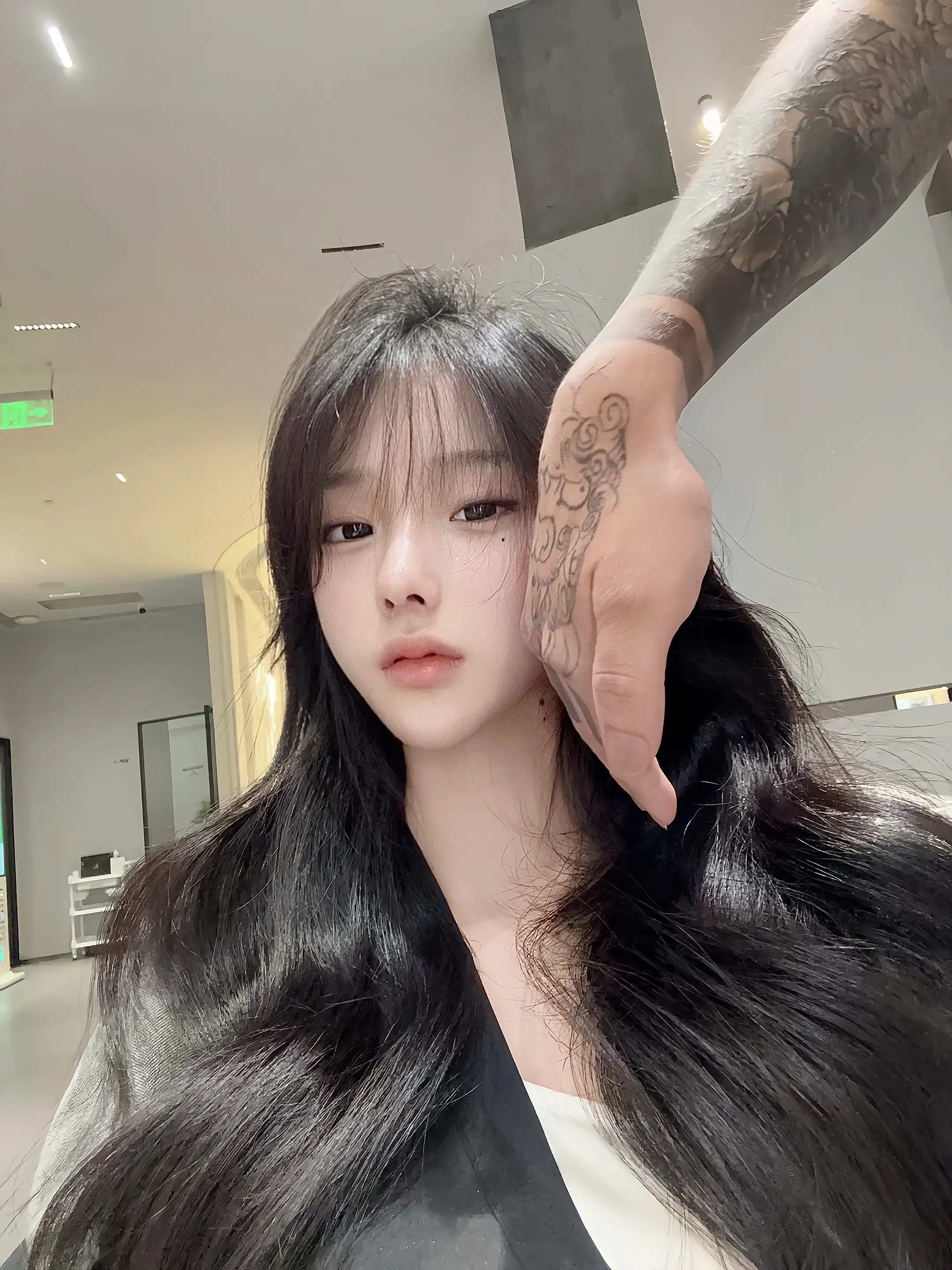 即使有一天我征服了全世界，我也只是想亲亲哥哥的脸