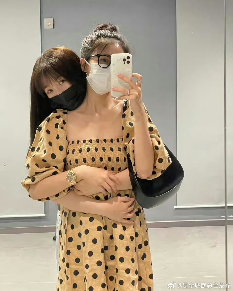 太离谱了，因为抢资源？然后绝交吗？曝白鹿虞书欣绝交了