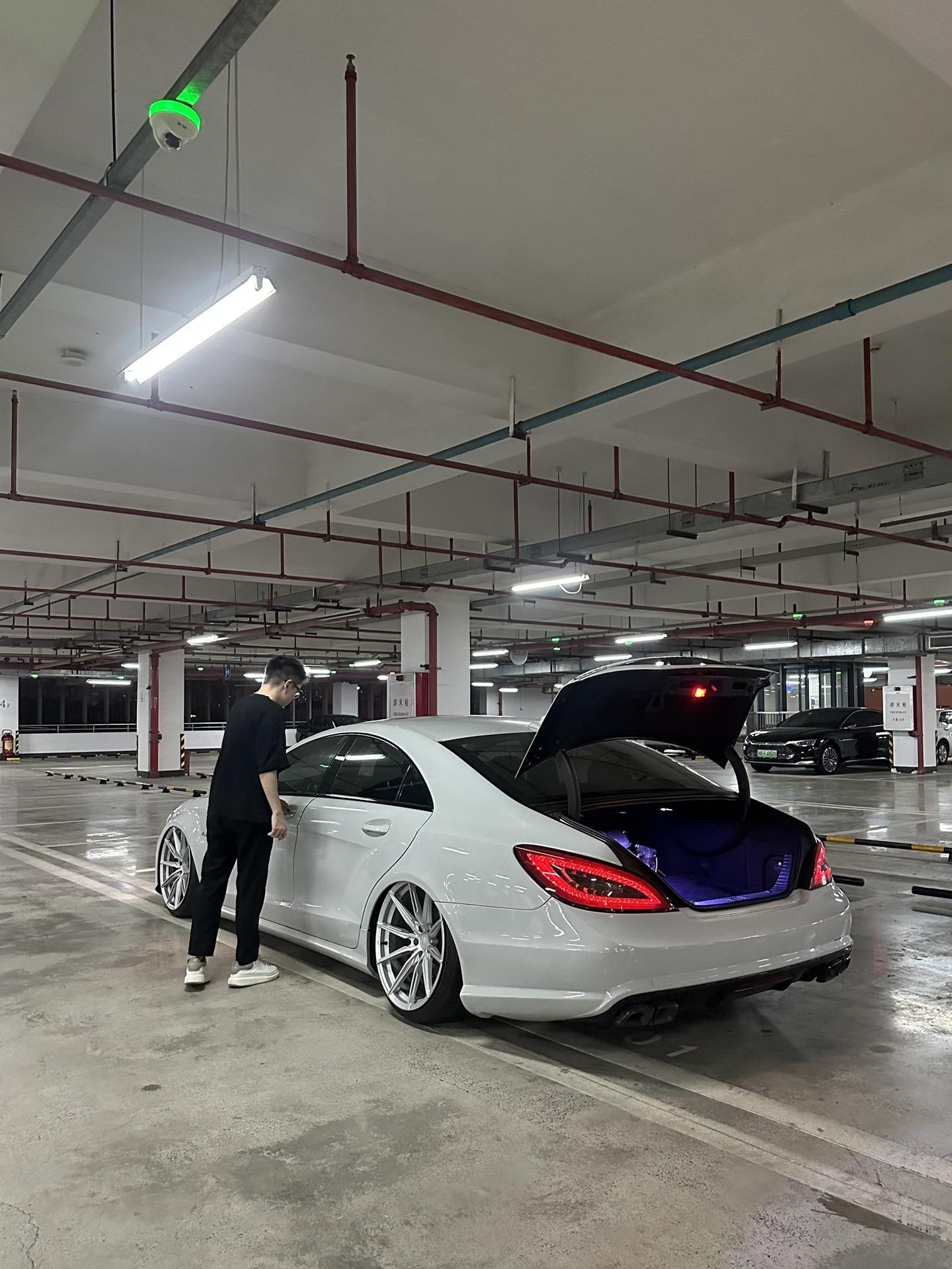 看清了 不再执着 别人轻而易举就能拿下的人 我也不太想要了