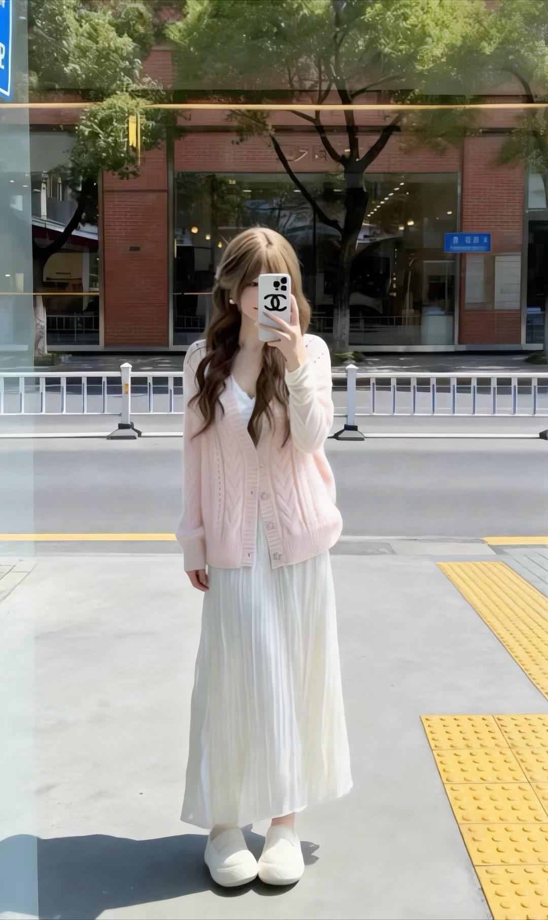 无法拒绝温柔感小裙子 每日搭配分享👗时尚穿搭 开春穿搭思路 早春穿搭公式来了 