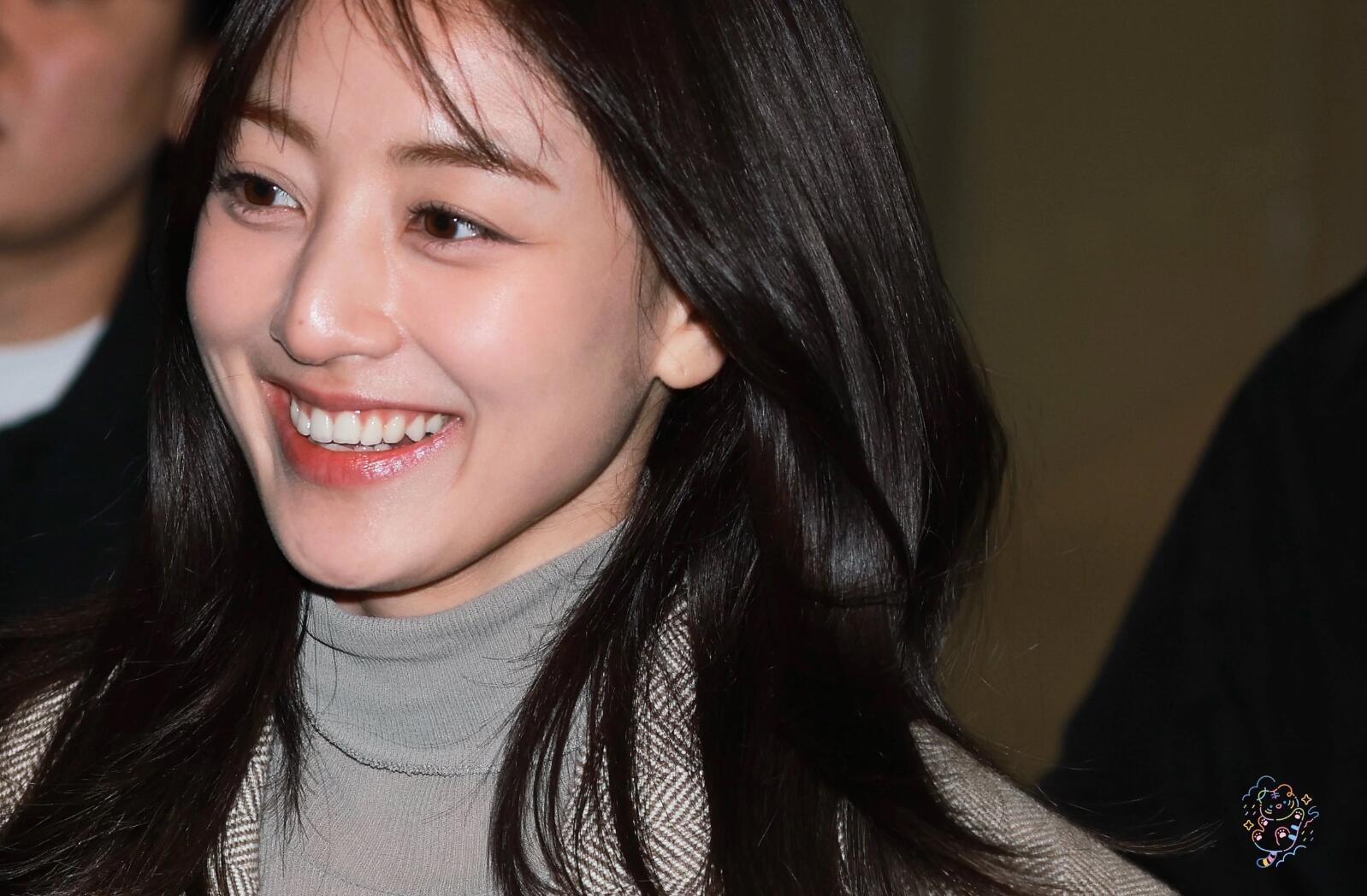 朴志效美得好有力量感啊