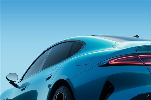 雷军表示：“小米SU7绝对是支持苹果生态最好的车。虽然苹果不造车，但大家相信，我