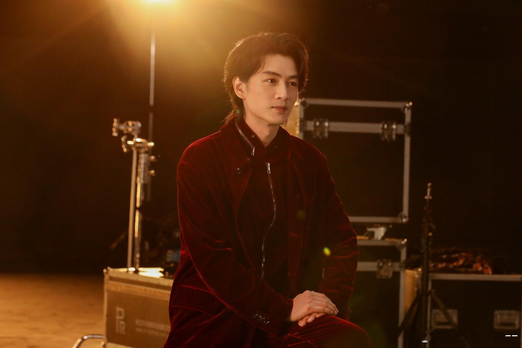 陈晓年度号召力男演员 《大生意人》海内外收视双丰收，陈晓用实力扛起年度男演员大旗