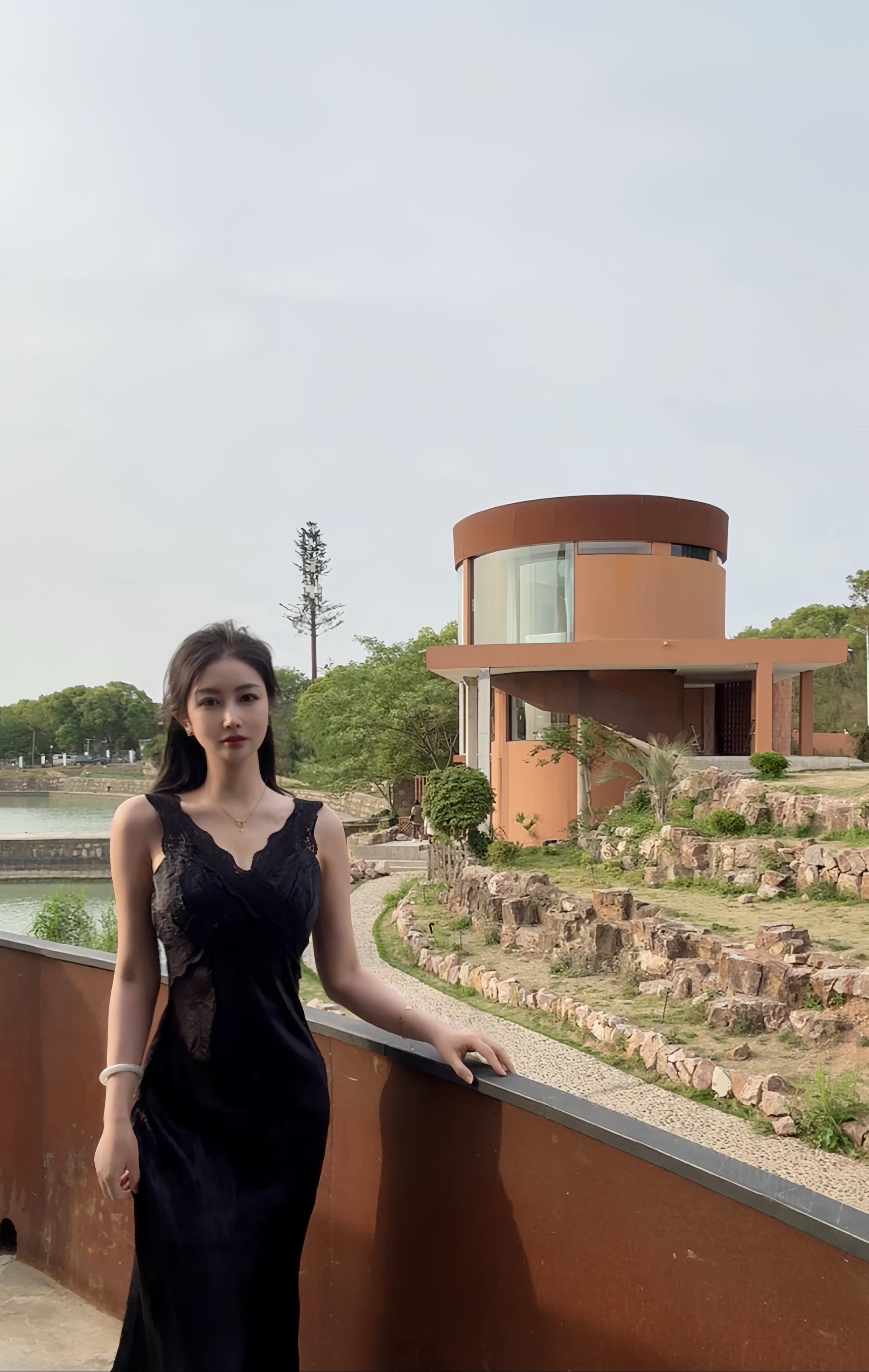 我不羡慕谁，也不依赖谁，只想在自己的时光里，努力活成自己喜欢的模样