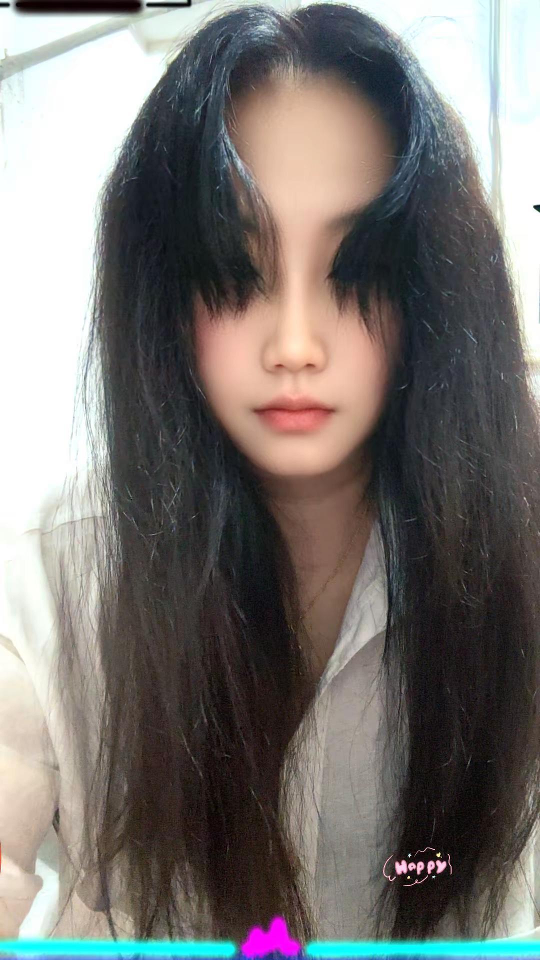 这就是我宁可自己买把剪刀剪头发也不爱进理发店的原因，不是我剪不起头发，是我每次开