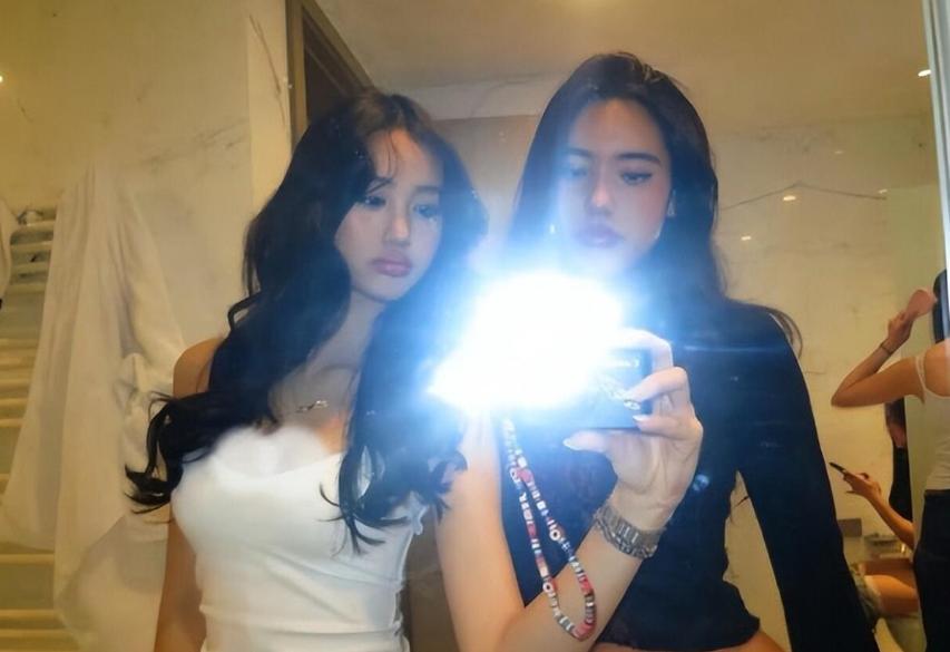 今年三月，钟丽缇的小女儿考拉，就因为一张看似非常谨慎的自拍，意外爆出巨大争议，瞬
