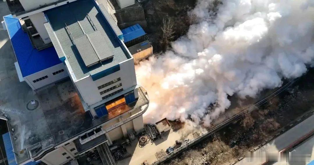 今天（19日），我国在航天科技集团六院165所抱龙峪试验区，首次实现了液氧煤油火