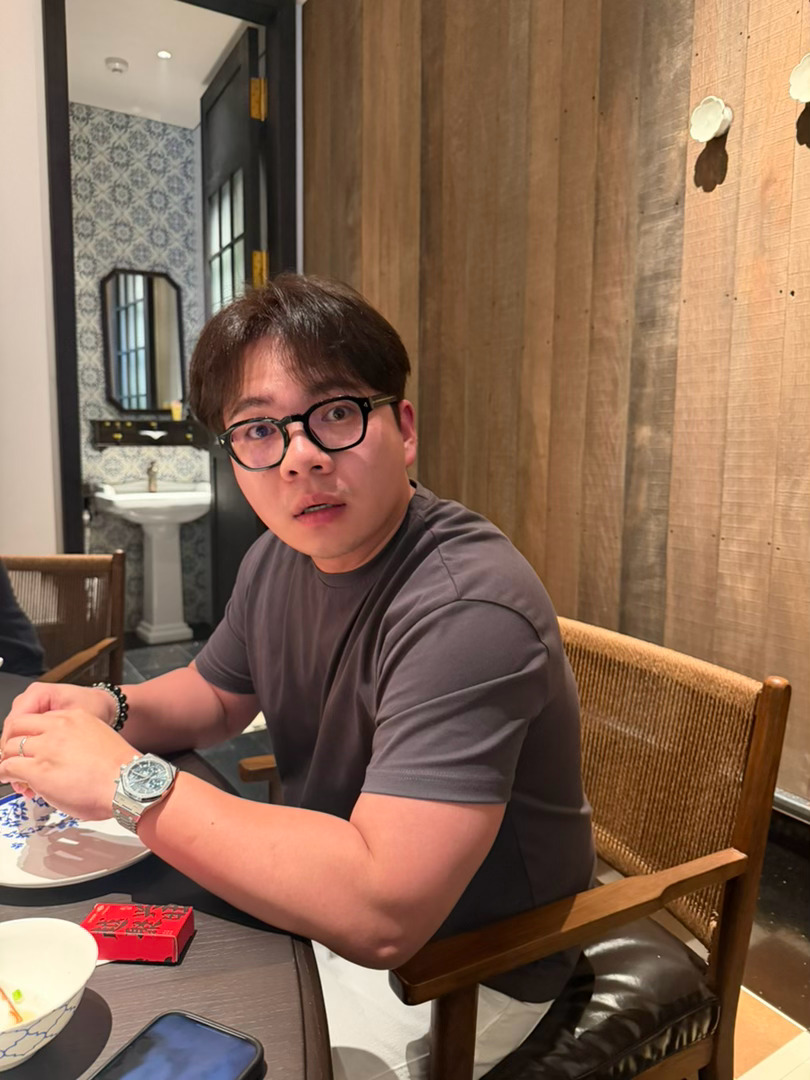 晚上这顿 7000 多兴旺老板林总买单，还不加洋酒太感动了 