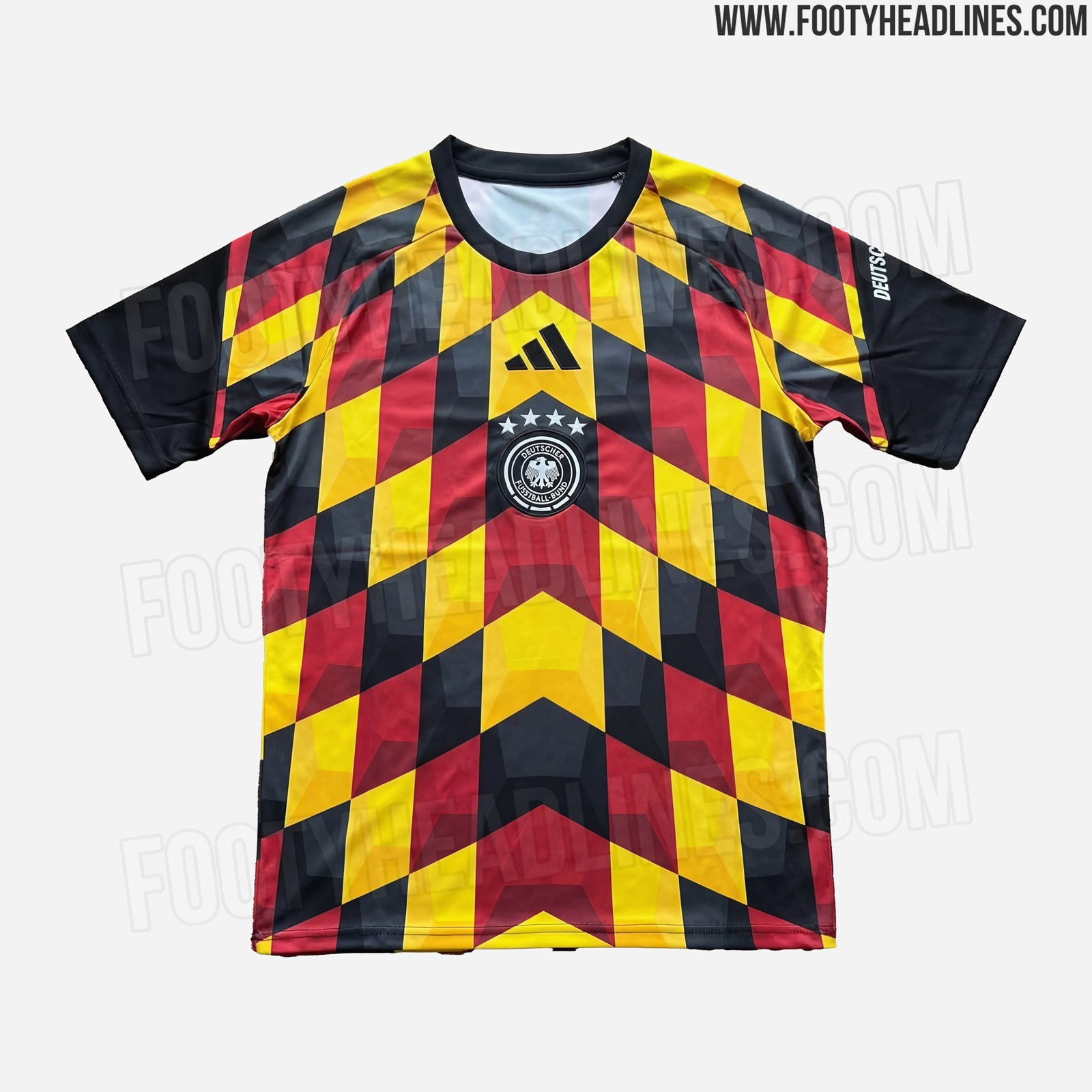 阿迪达斯 你自己看看这好看吗 