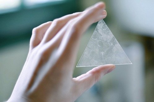 女孩到了二十几岁，就要面临着婚姻的压力了，有人会说爱情跟婚姻是两码事，男人娶的女