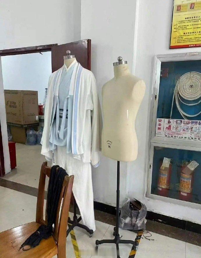 不让江山原著作者力挺杨洋只想说杨洋值得，一直以来他对自己演绎的每个角色都认真负责