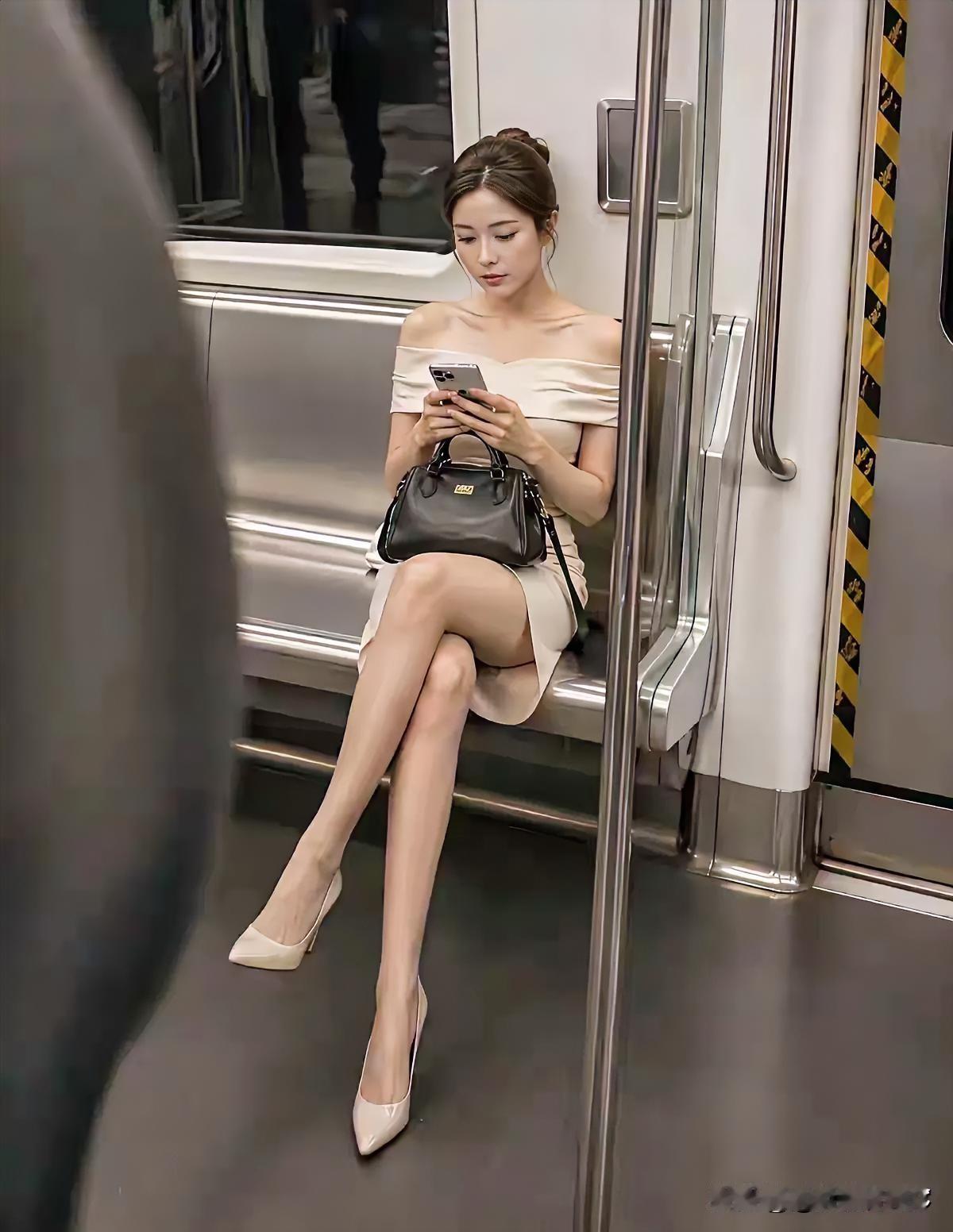 今天出发韩家庄，去那里摘桃和苹果，价格合适，今天准备别卖点。