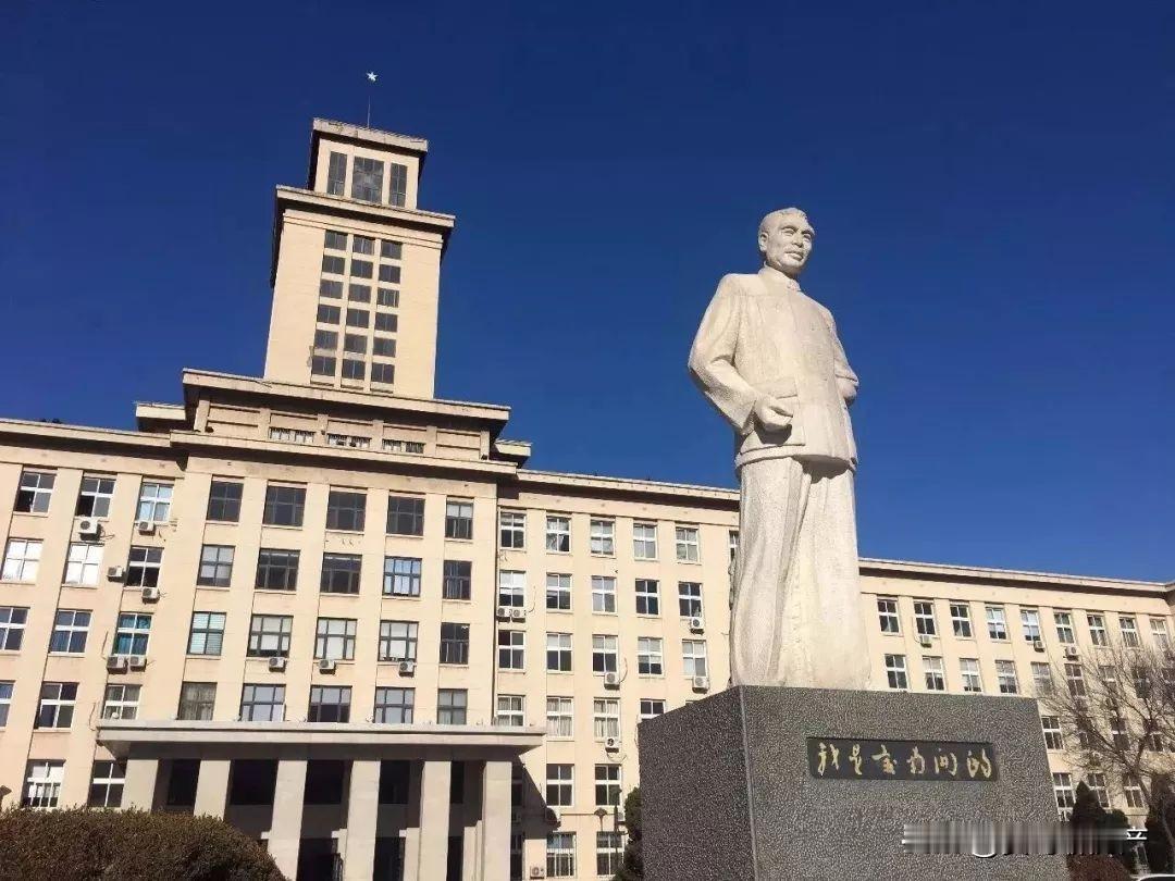 1.私立中学还是牛，现在小学都是公立，私立一起摇号，私立也不会和原来一样掐尖，但