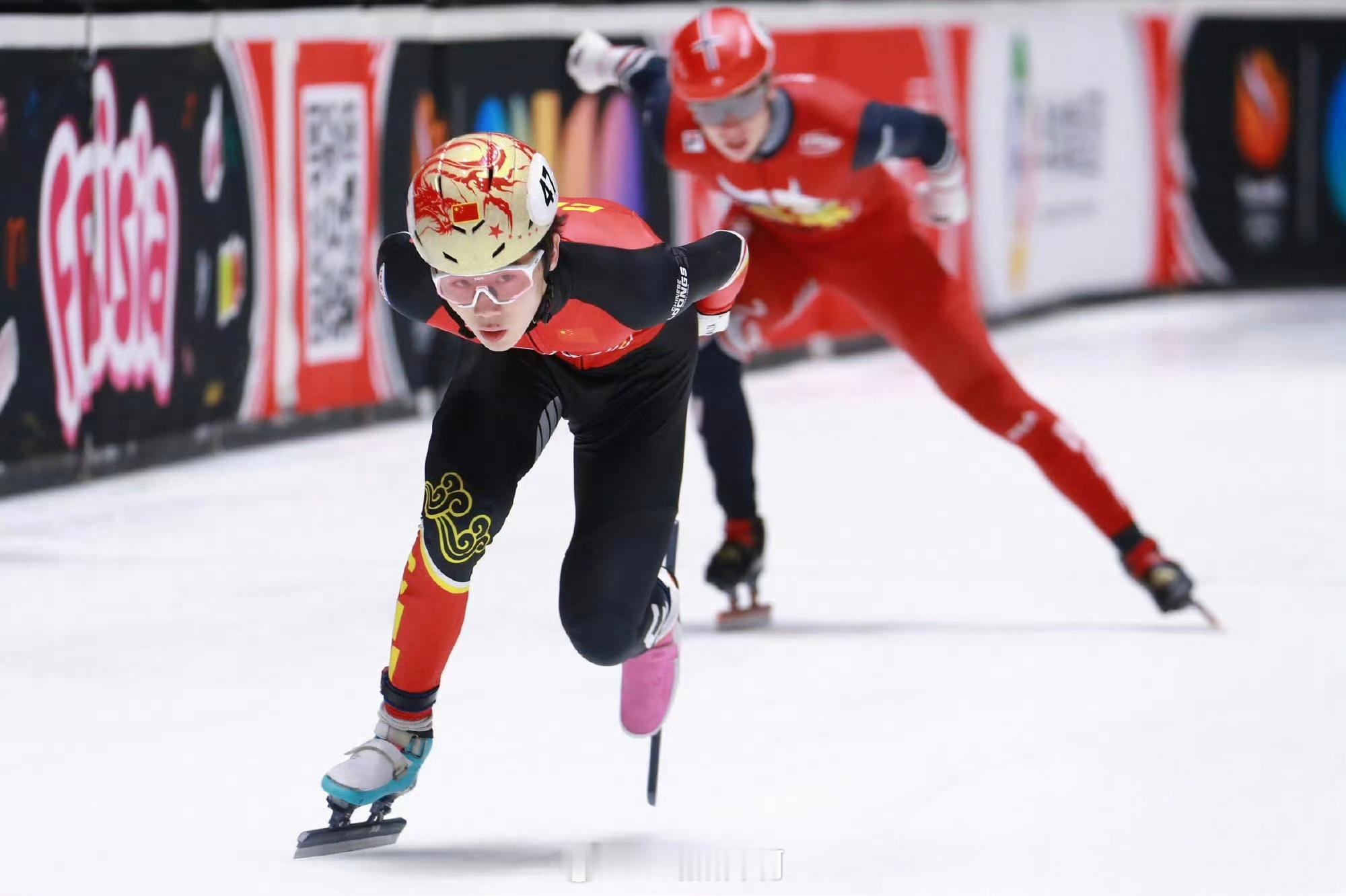 短道小孩哥鸳鸯冰鞋看词条前还在想是谁 原来是我们拨号啊v观冬奥会体育大拜年