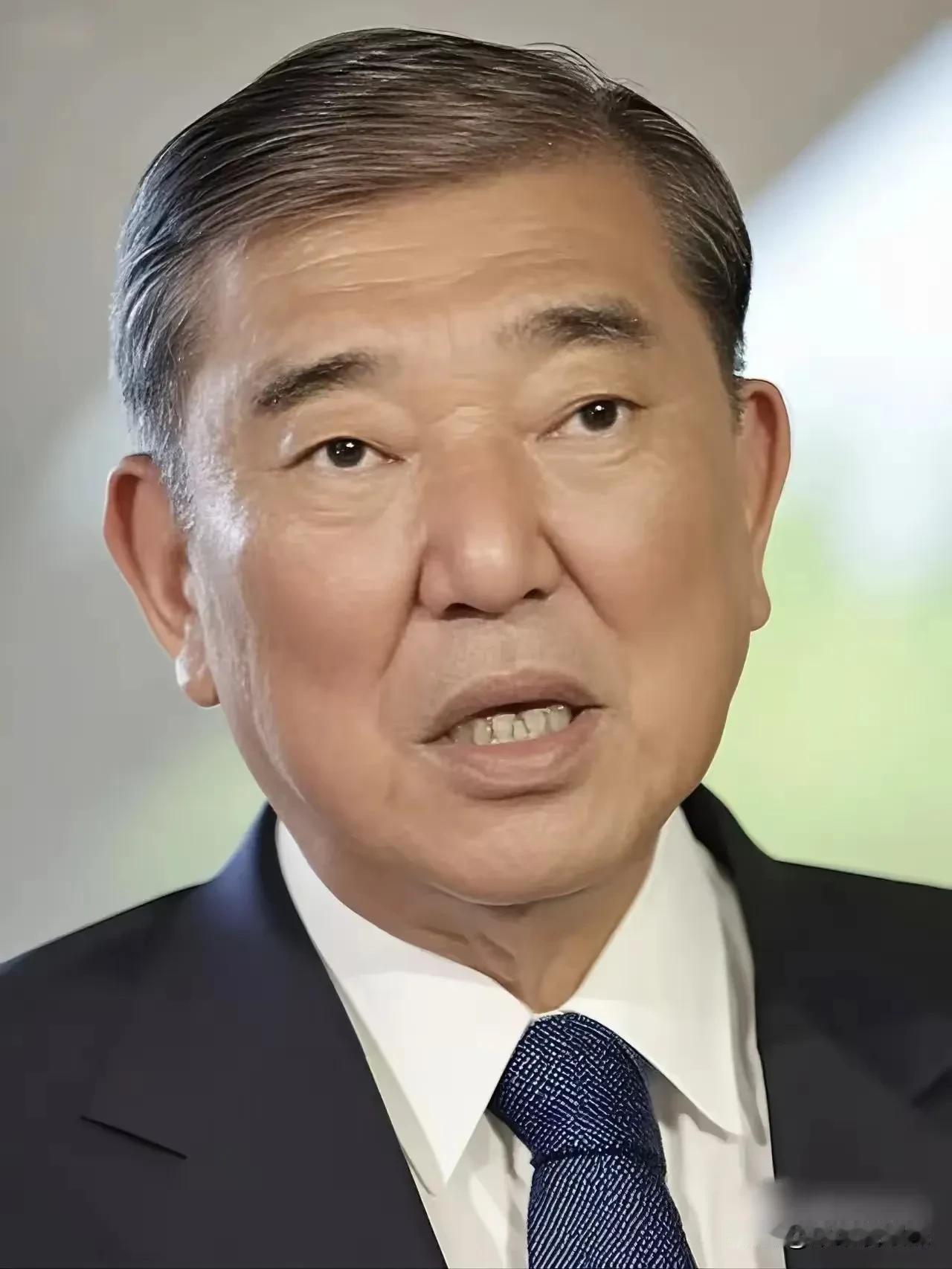 就在刚刚  
日本宣布了  
​8月19日，专家批日本部署大型无人机紧盯钓鱼岛。