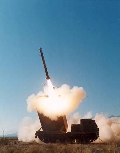 🚚🇺🇸 洛克希德·马丁公司获批生产 GMLRS 火箭弹

🔷 洛克希德·