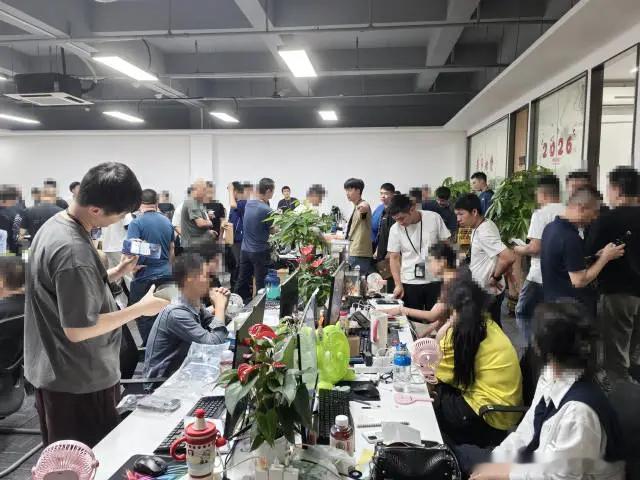 微博知名博主 深圳警方捣毁荐股诈骗团伙，抓获247人，涉案金额超1亿元，冻结资金