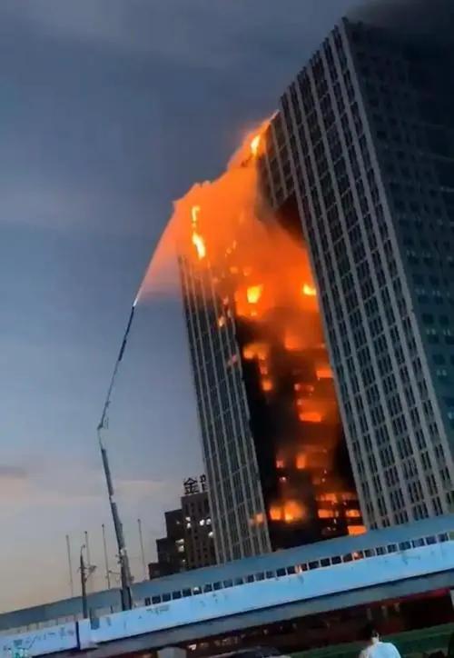 中国电信12人被处分！长沙电信大厦起火事件结果公布。近日，湖南省长沙市应急管理局