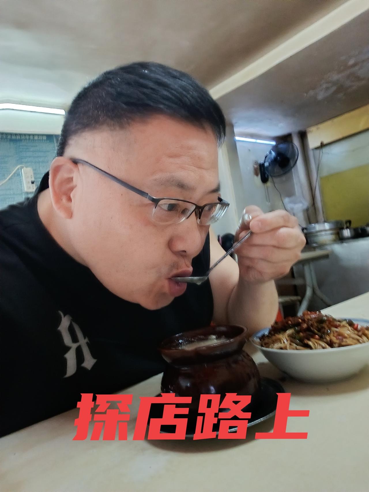 近来这段时间，有不少网友在我直播间，或者私信问我，

老王啊，很多做自媒体的人都