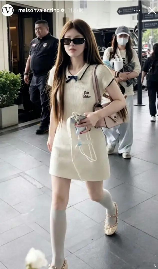 赵露思粉丝拒绝网传商务待遇！网传赵露思即将官宣华伦天奴品牌代言人，她最近接拍确实