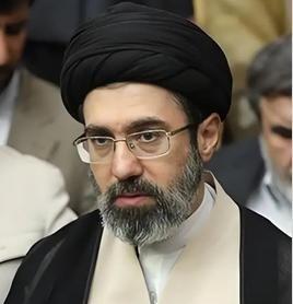 伊朗新任核心领袖为何迟迟不发声？
根据目前的公开报道和分析，伊朗新任最高领袖穆杰