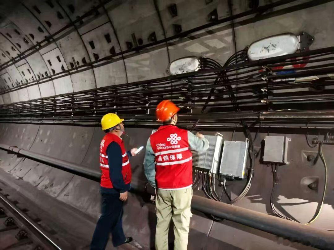 刷到中国联通完成杭州地铁1号线1800MHz 5G全线覆盖的消息，瞬间勾起之前去