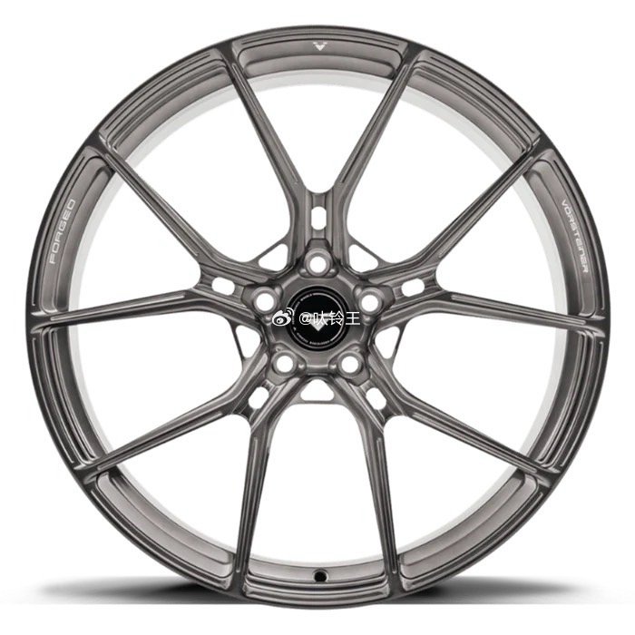 什么也不说，也会有人懂你，那种懂，很高级。TLFW 𝐅𝐎𝐑𝐆𝐄𝐃 继